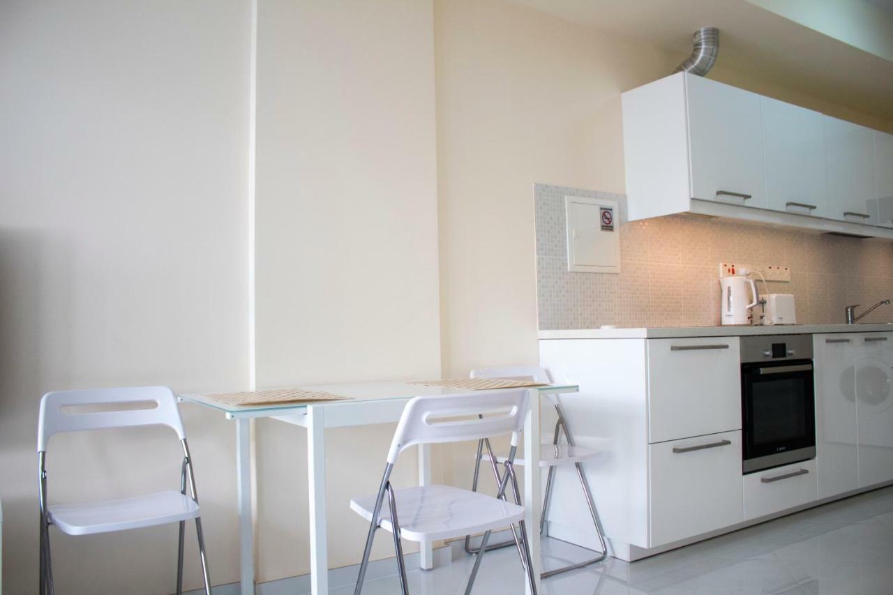Galatex Beach Apartment ลิมาซอล ภายนอก รูปภาพ
