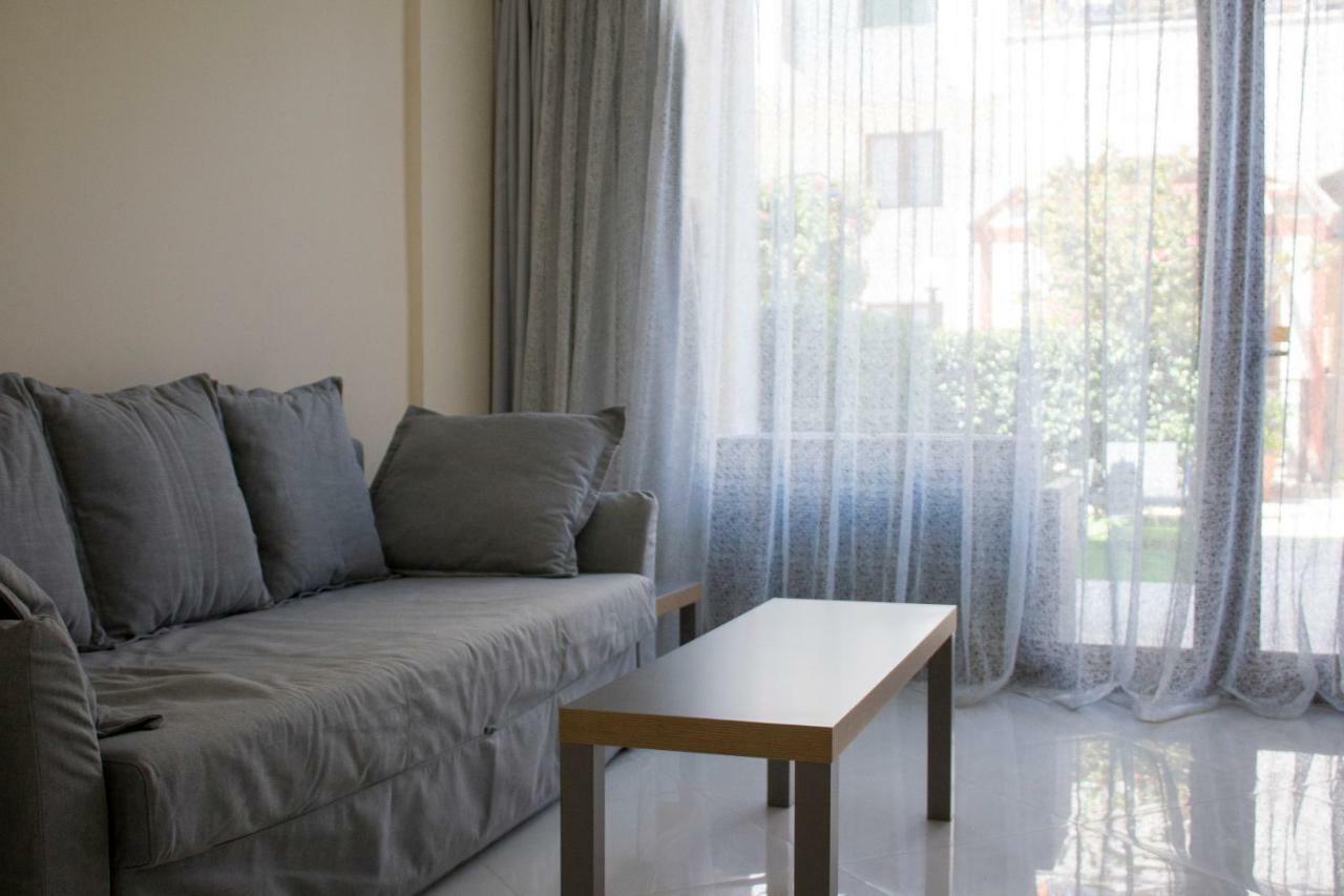Galatex Beach Apartment ลิมาซอล ภายนอก รูปภาพ