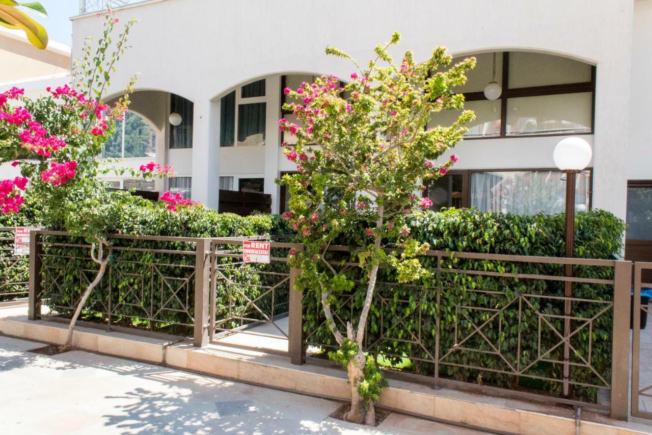 Galatex Beach Apartment ลิมาซอล ภายนอก รูปภาพ