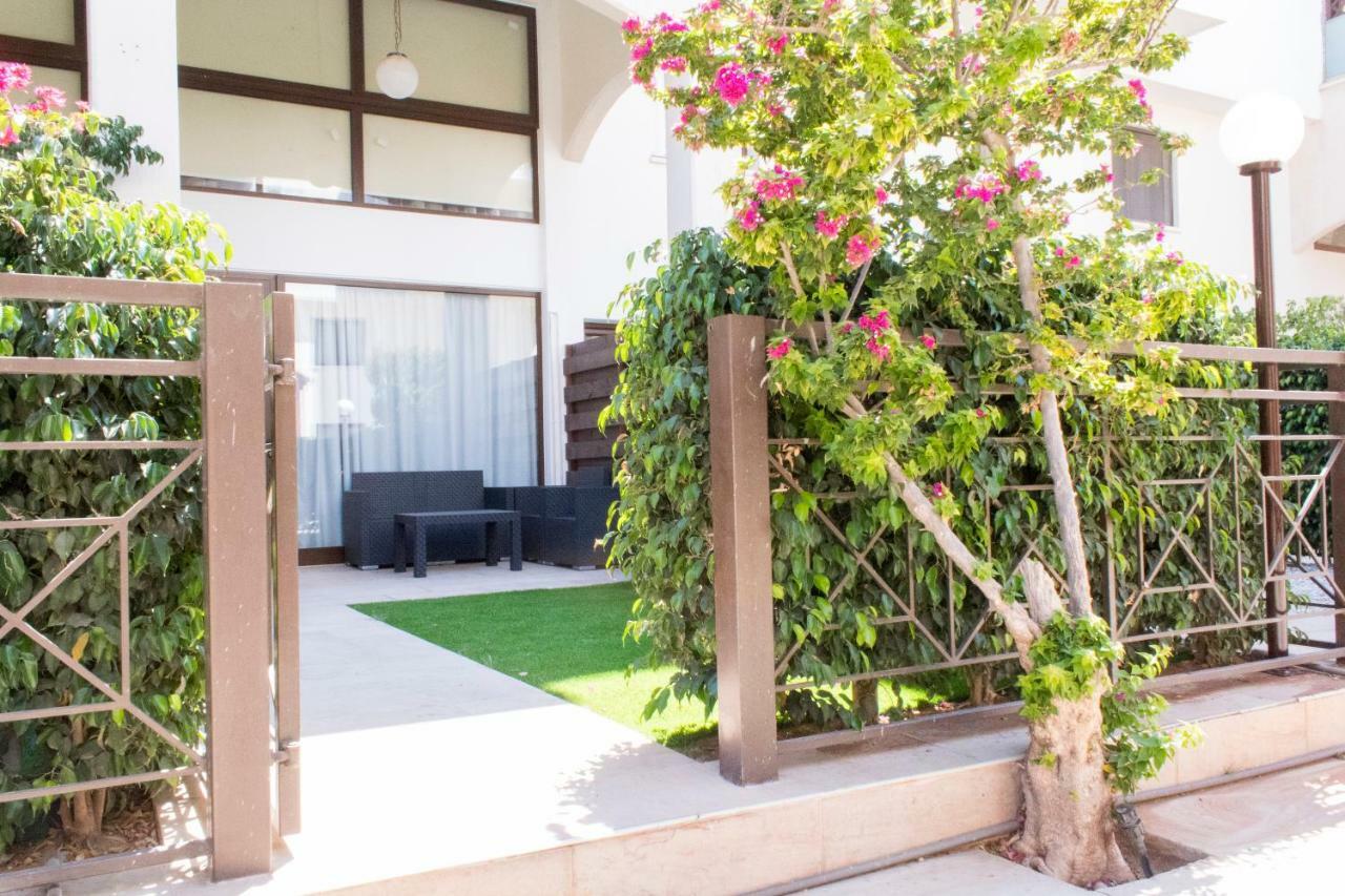 Galatex Beach Apartment ลิมาซอล ภายนอก รูปภาพ